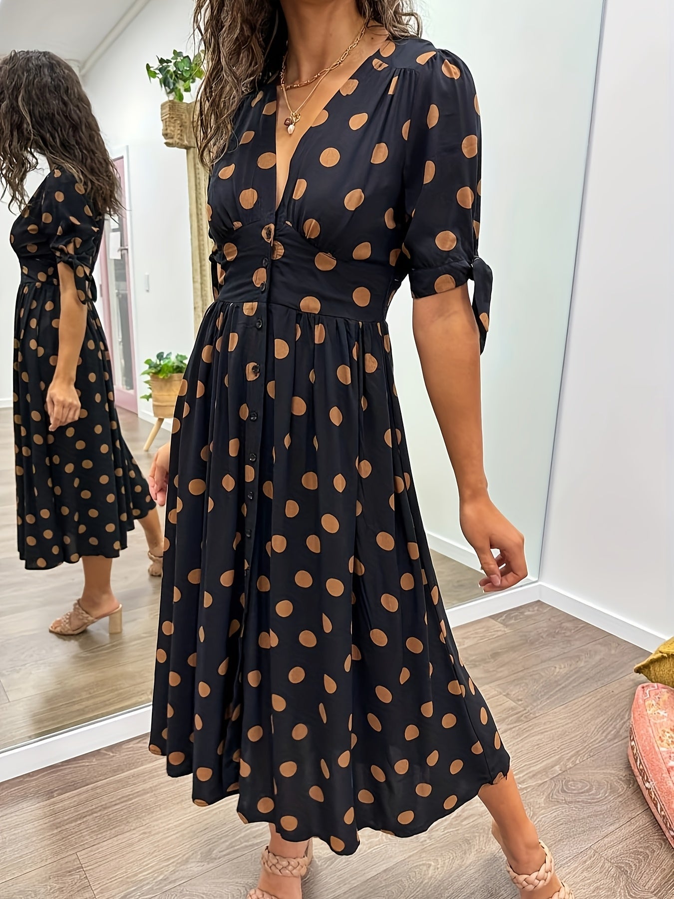 Pennie β Elegant Buttoned Polka Dot Midi Dress for a Chic and Stylish Look