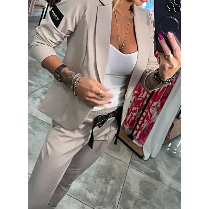 Rona | Tailor-Made Set Blazer with Lightweight Pants