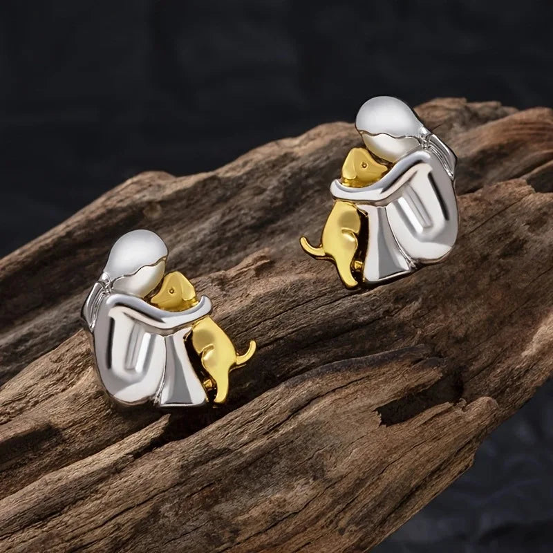 Unconditional | Earring with dog hug