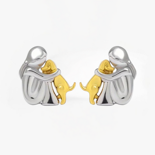 Unconditional | Earring with dog hug